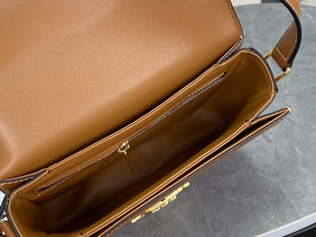 CELINE | Triomphe Brown Box