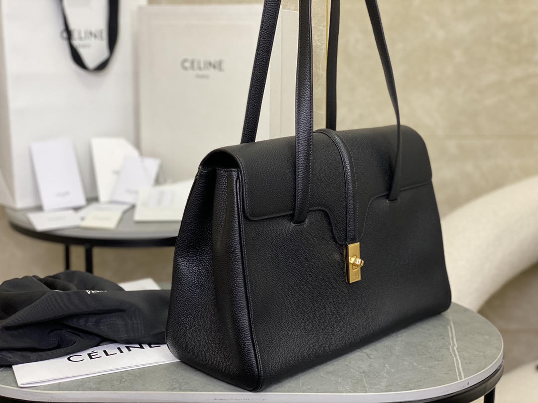 CELINE | SOFT 16 Medium, Soft Litchi Texture Leather