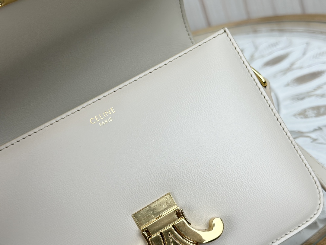 CELINE | Triomphe Ivory White Medium Box