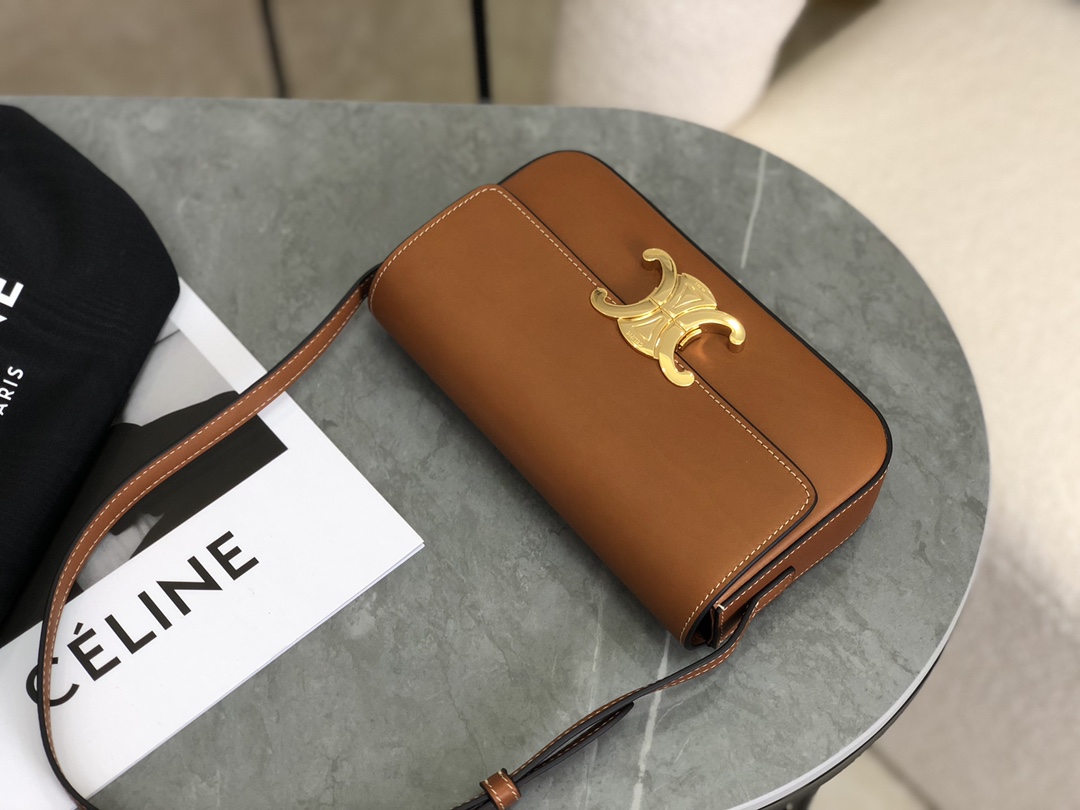 CELINE | Triomphe Shoulder Bag Underarm Bag