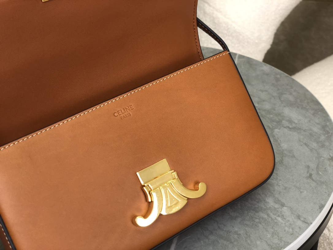 CELINE | Triomphe Shoulder Bag Underarm Bag