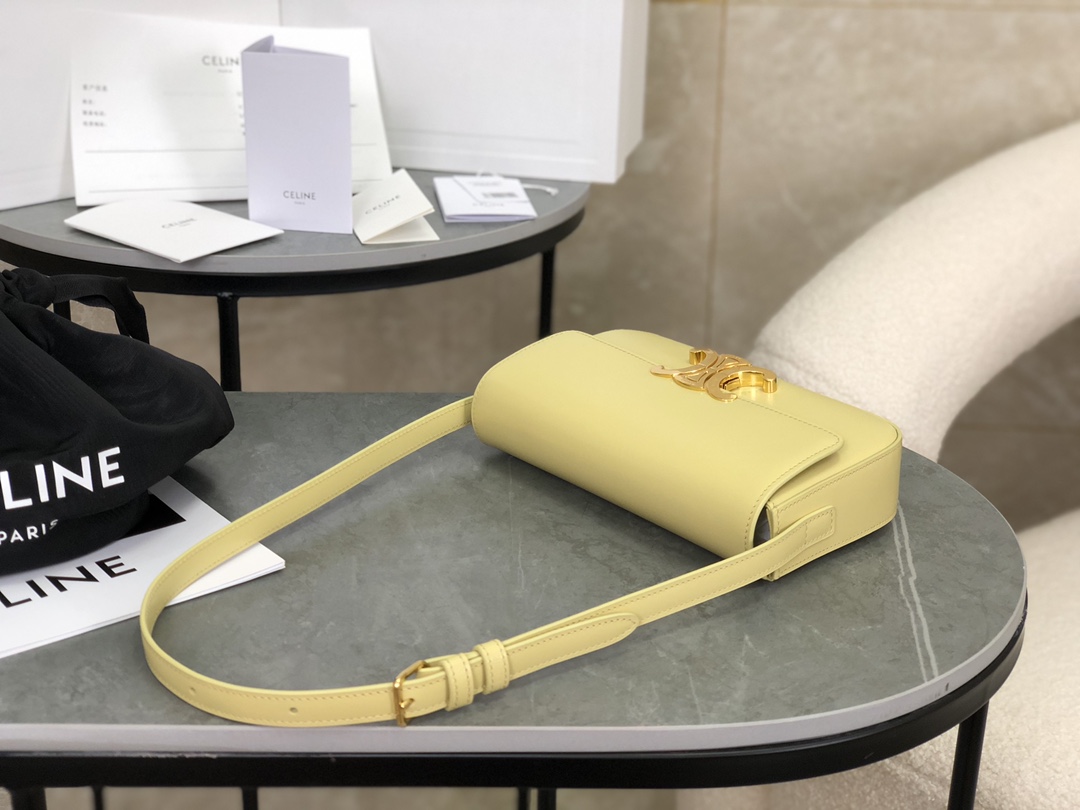 CELINE | Triomphe Shoulder Bag Underarm Bag