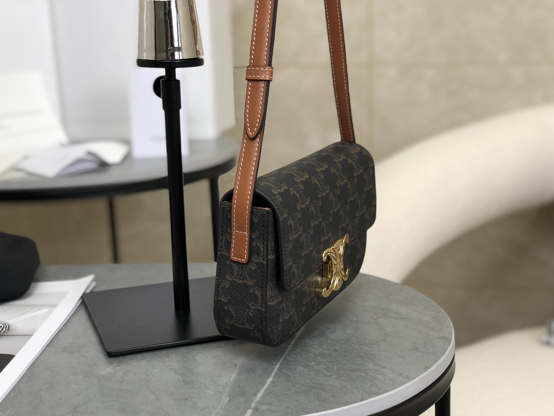 CELINE | Triomphe Shoulder Bag Underarm Bag