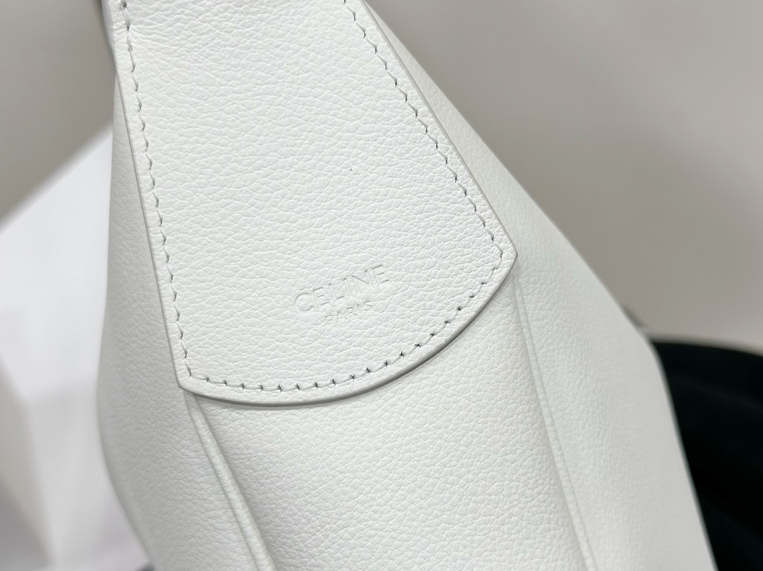 CELINE | Heloise Soft Moonlight White Leather Handbag, Cowhide Leather, Suede Lining  