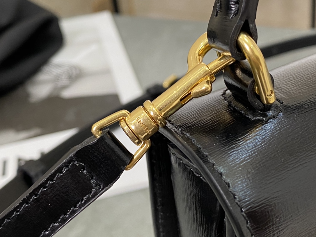 CELINE | Leather Mini Saddle Bag  