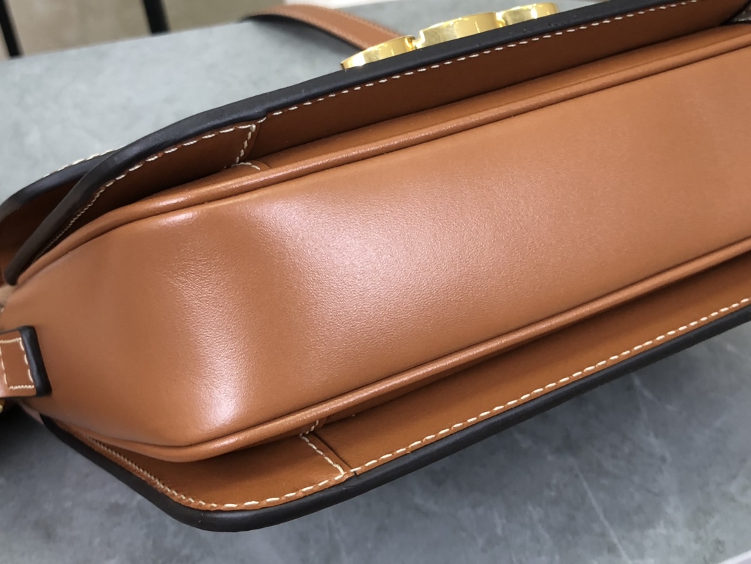 CELINE | Triomphe Box Vintage Toiletry Bag