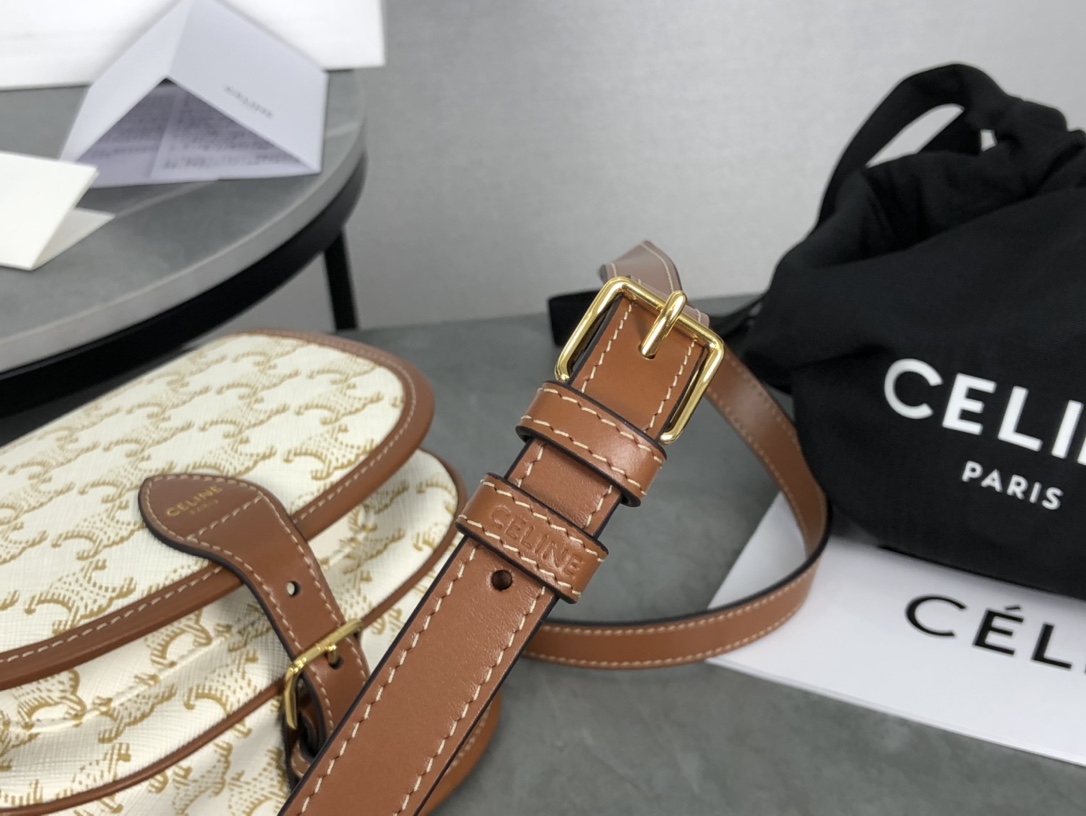 CELINE | FOLCO TRIOMPHE Saddle Bag  