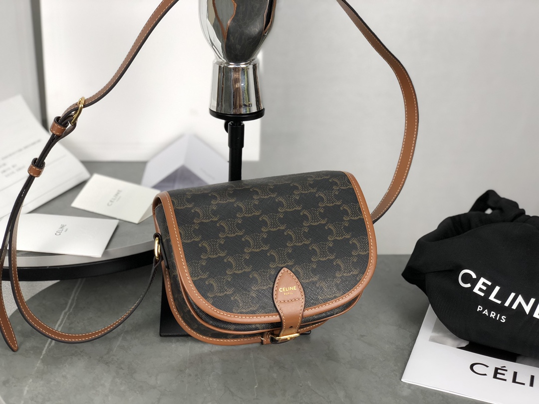 CELINE | FOLCO TRIOMPHE Saddle Bag  