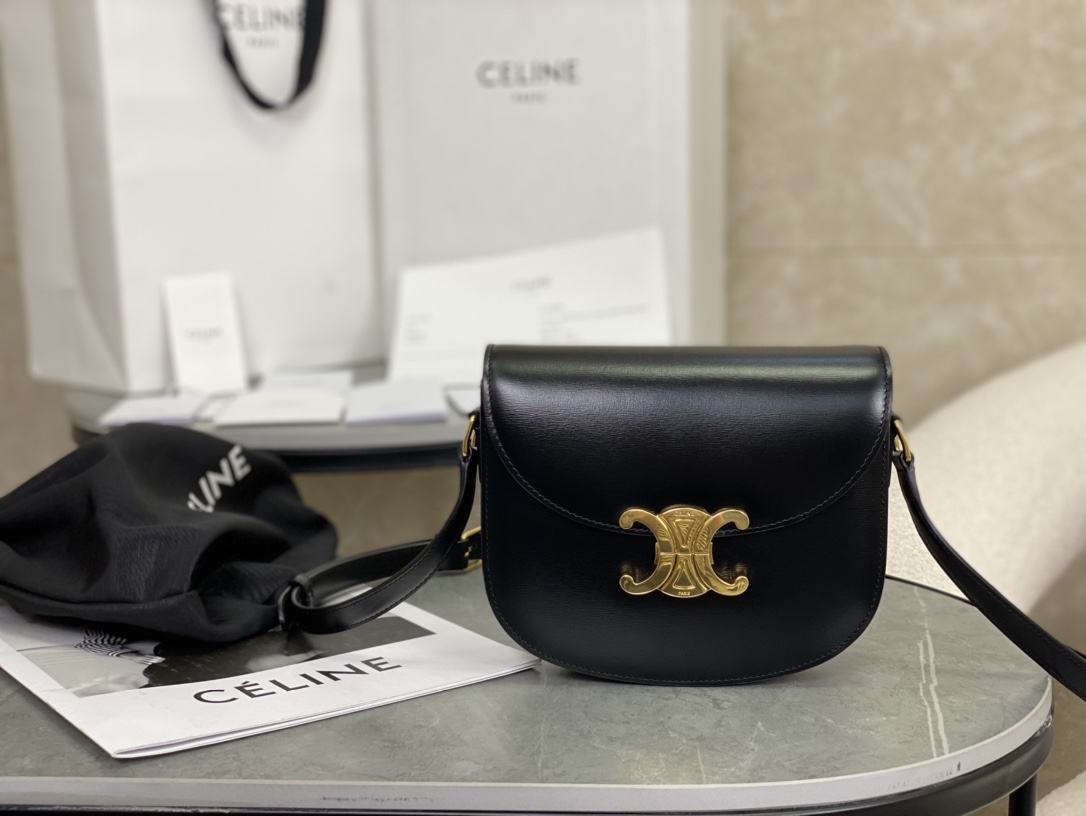 CELINE | Teen Besace Leather Saddle Bag  