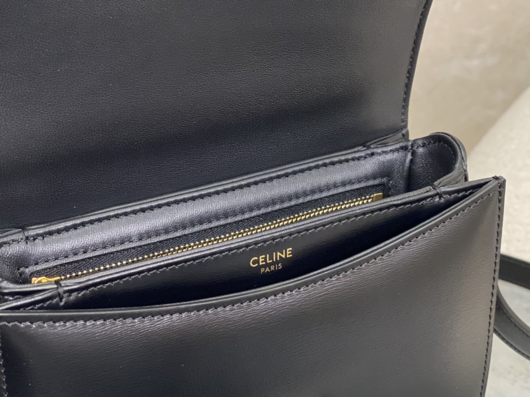 CELINE | Teen Besace Leather Saddle Bag  