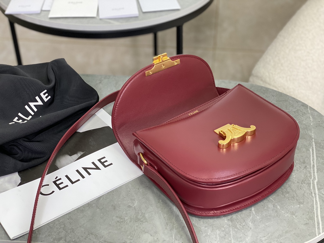 CELINE | Teen Besace Leather Saddle Bag  