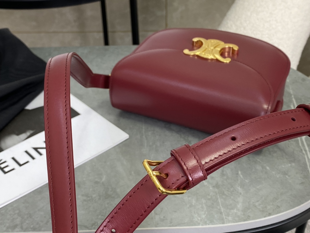 CELINE | Teen Besace Leather Saddle Bag  