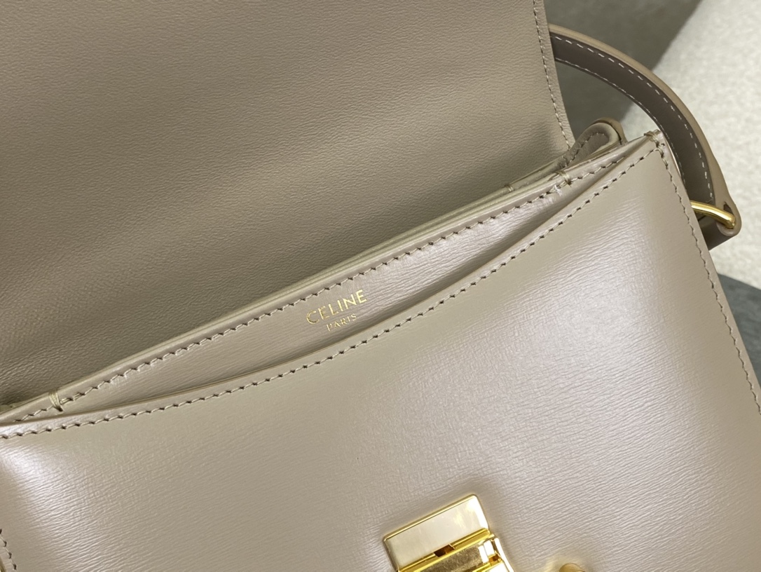 CELINE | Teen Besace Leather Saddle Bag  