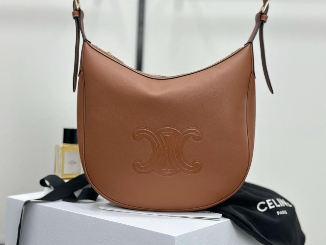 CELINE | Heloise Soft Brown Leather Handbag, Cowhide Leather, Suede Lining