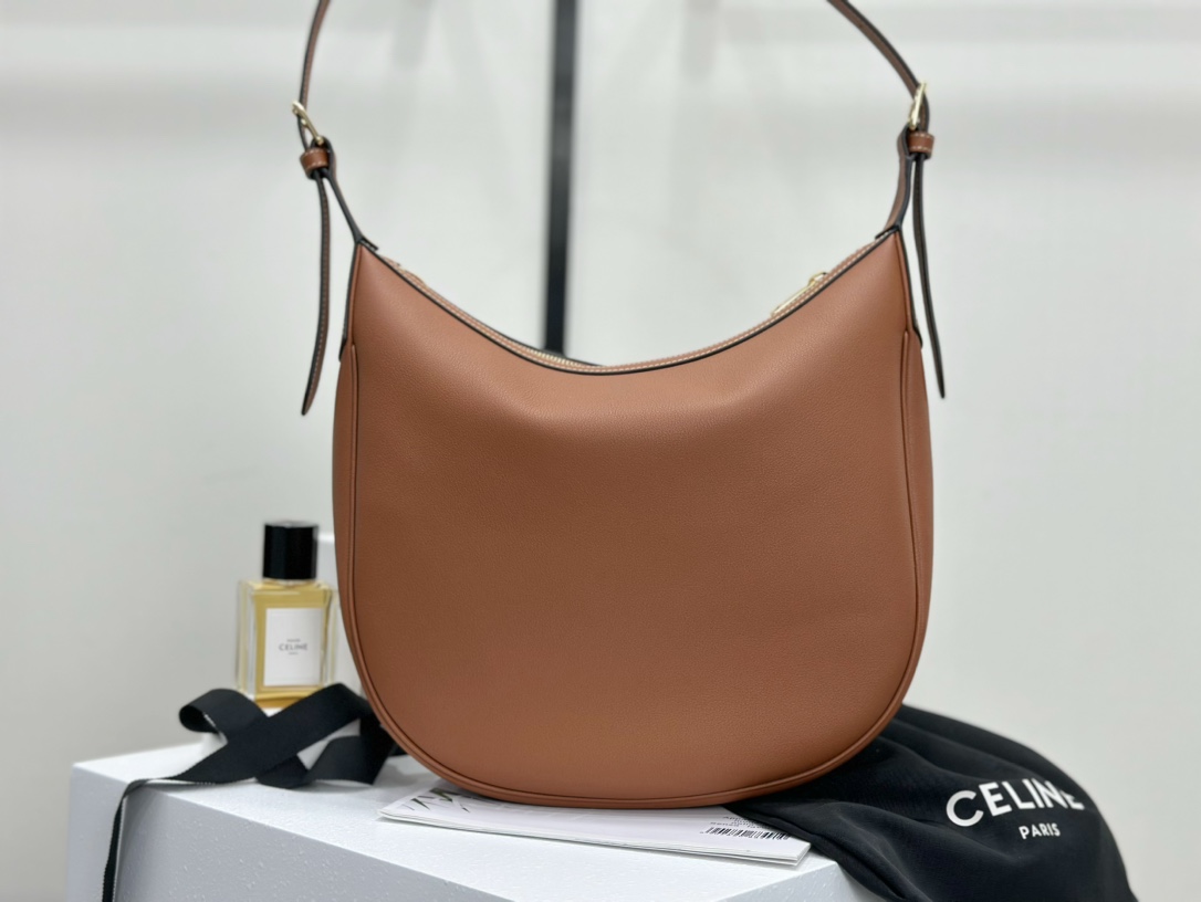 CELINE | Heloise Soft Brown Leather Handbag, Cowhide Leather, Suede Lining