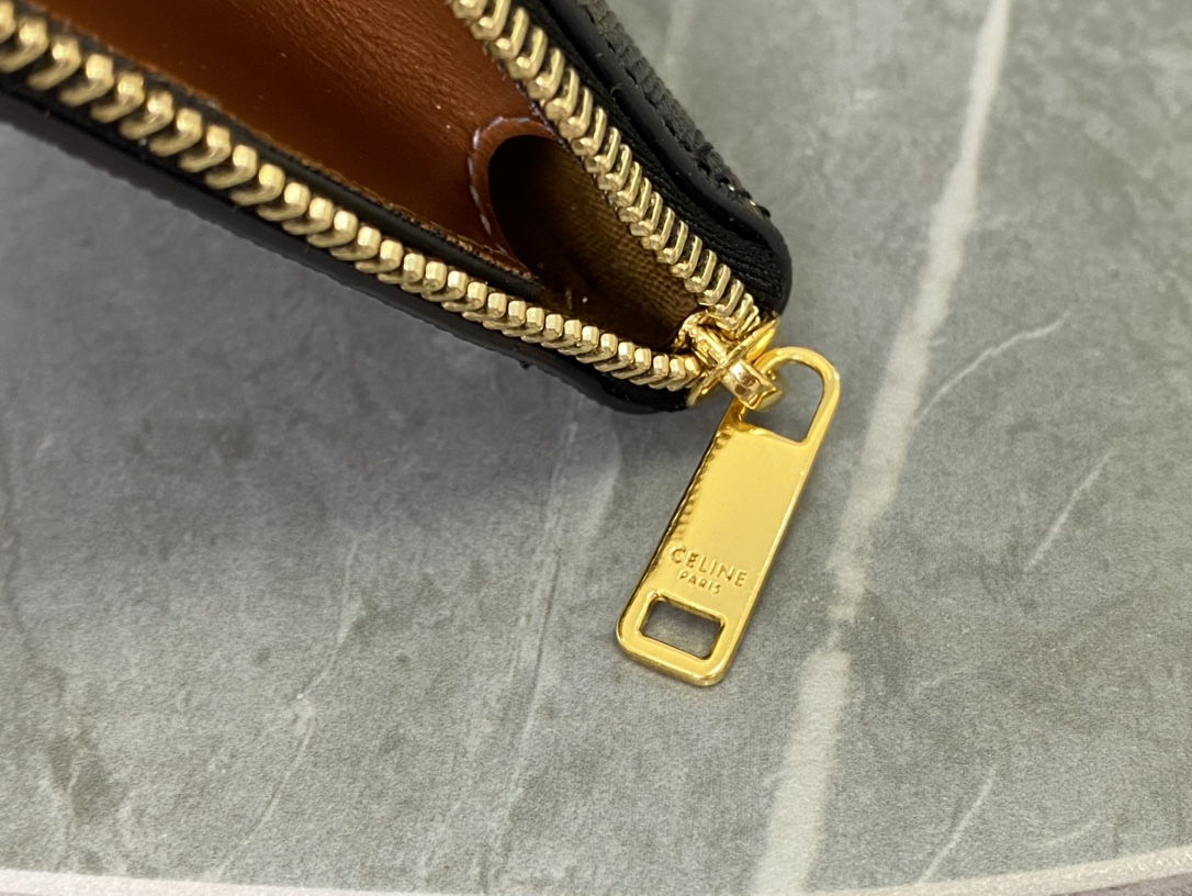 CELINE | Embossed Handheld Square Box  