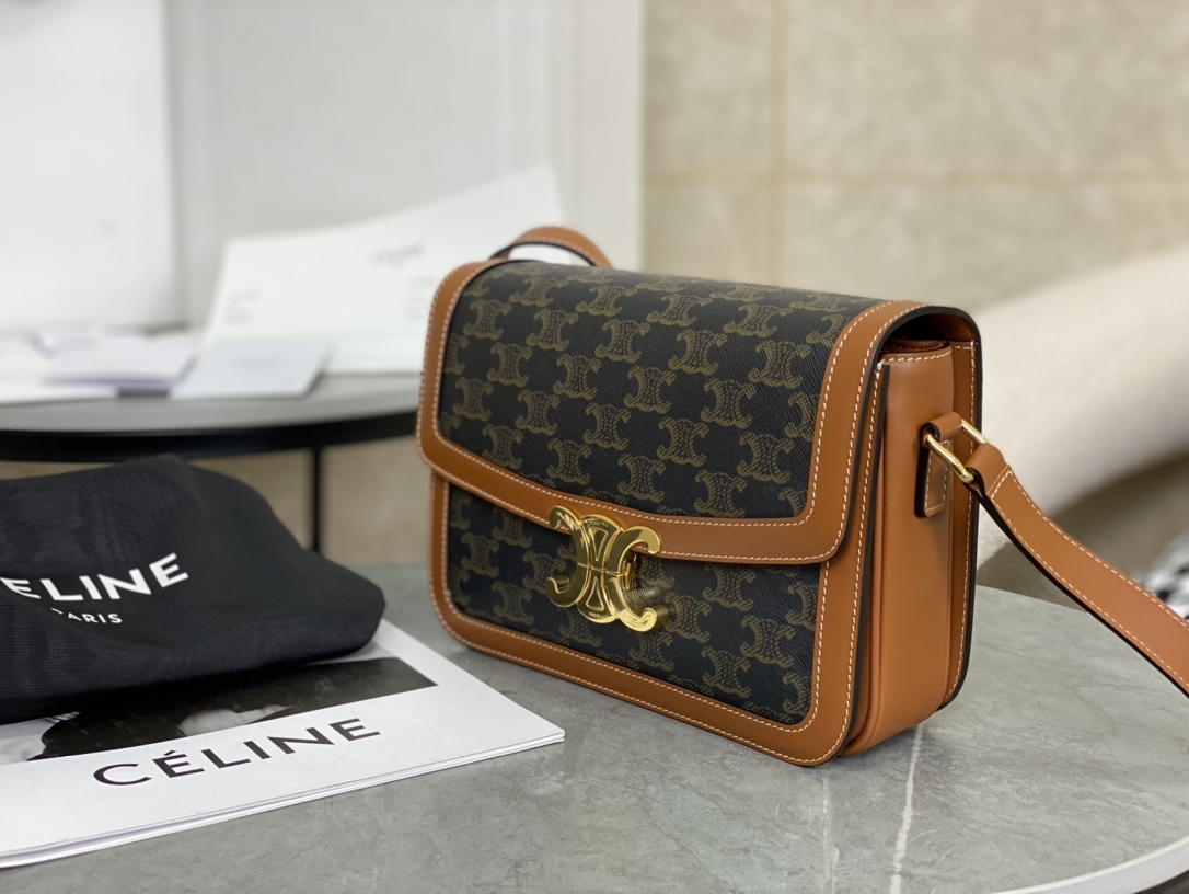 CELINE | Medium TRIOMPHE Box, Old Flower Medium Tofu Bag  