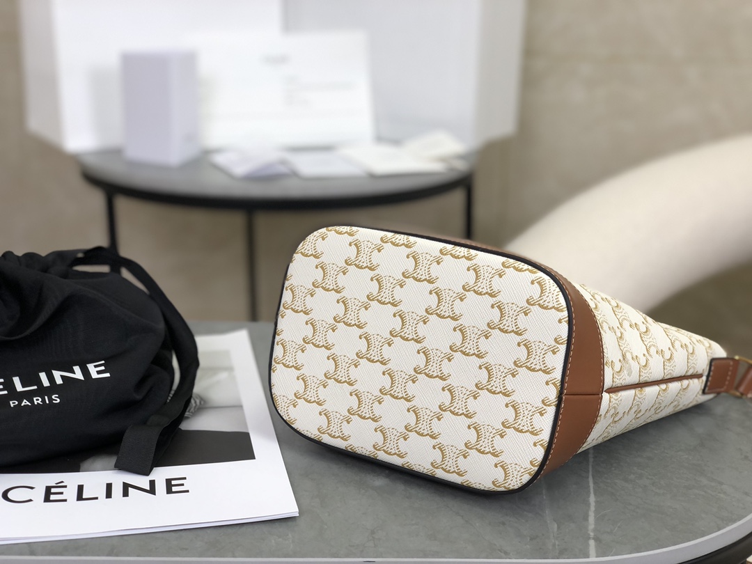 CELINE | Triomphe Small Bucket Bag  