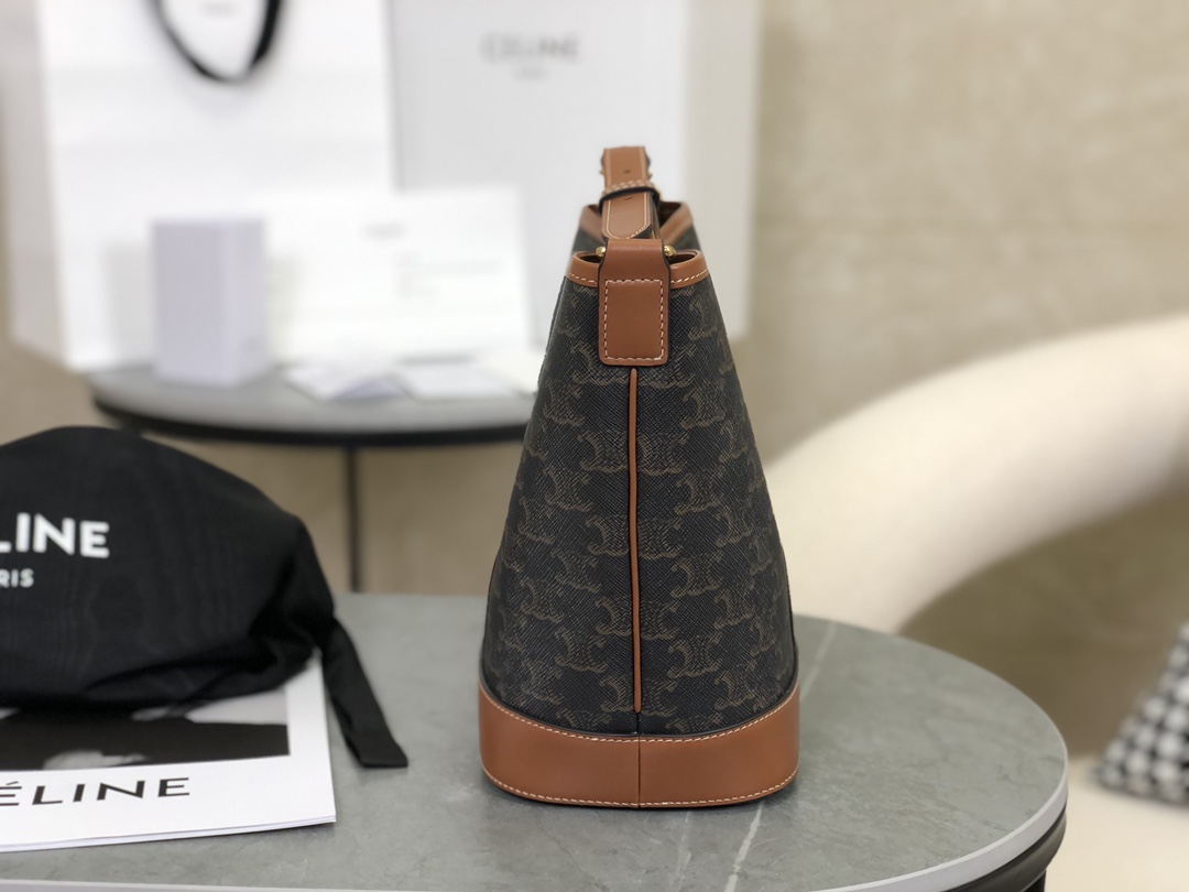 CELINE | Triomphe Small Bucket Bag  