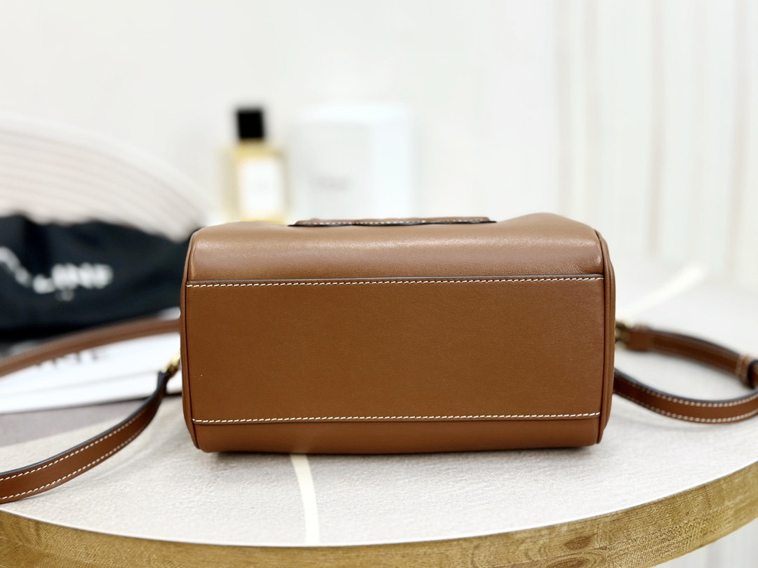 CELINE | Small Smooth Leather Boston Bag