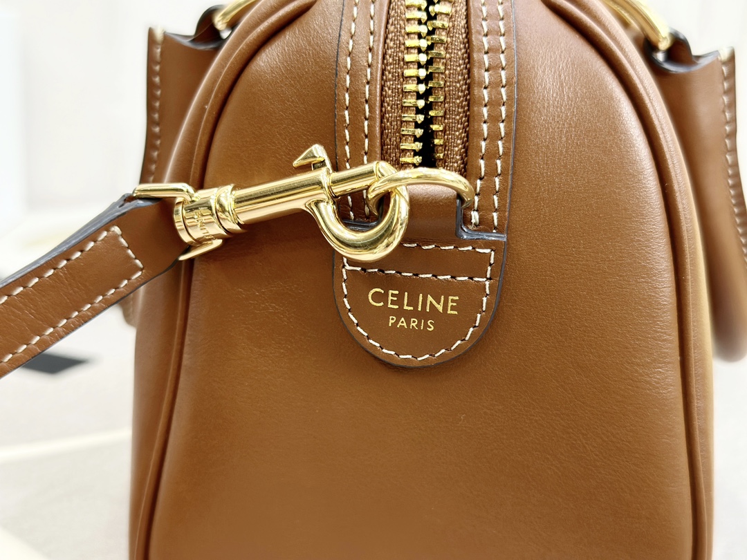 CELINE | Small Smooth Leather Boston Bag