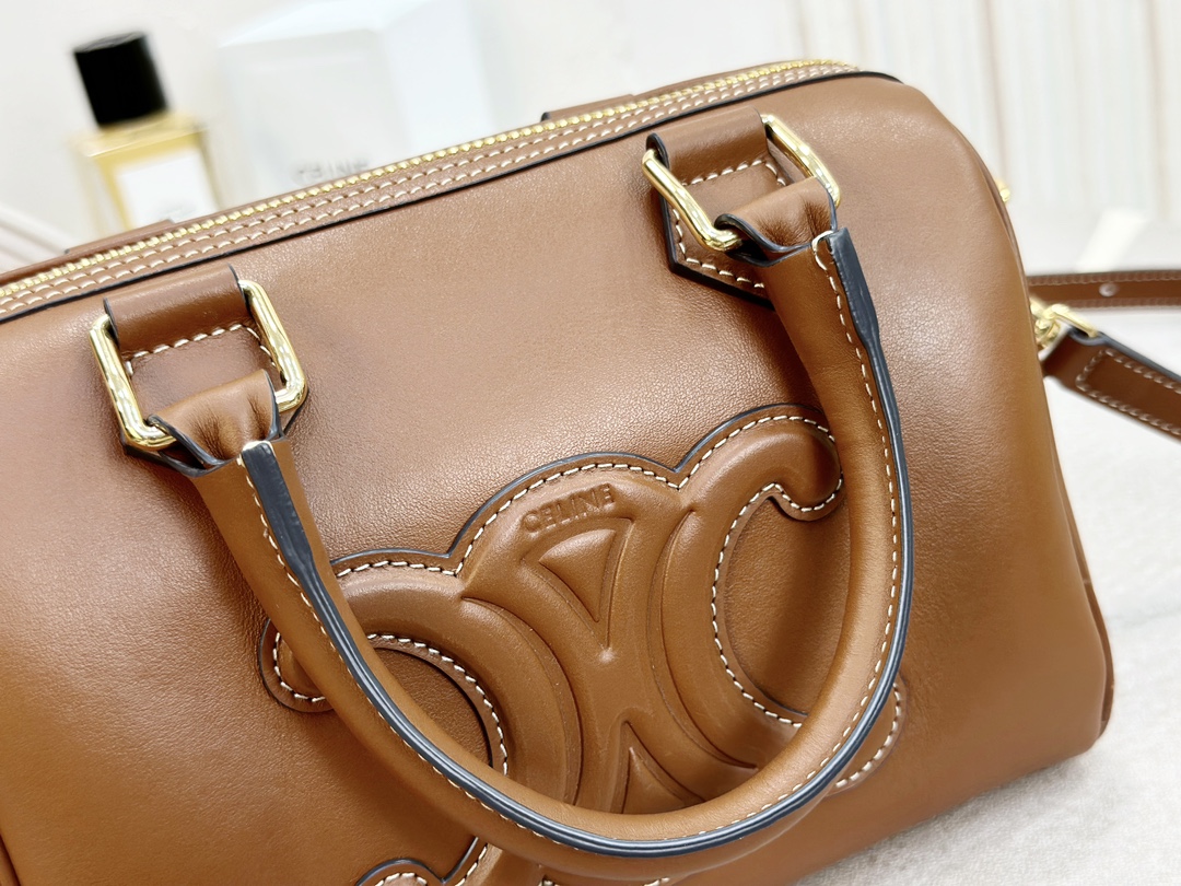 CELINE | Small Smooth Leather Boston Bag