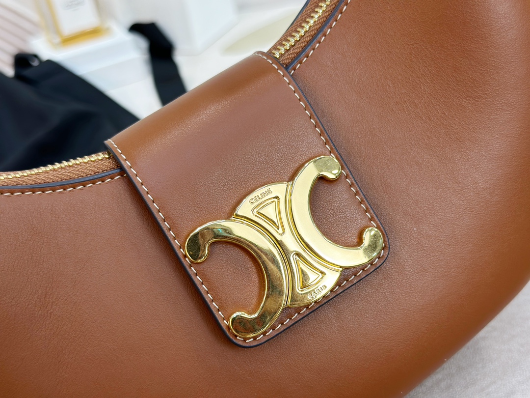 Celine~TRIOMPHE Leather