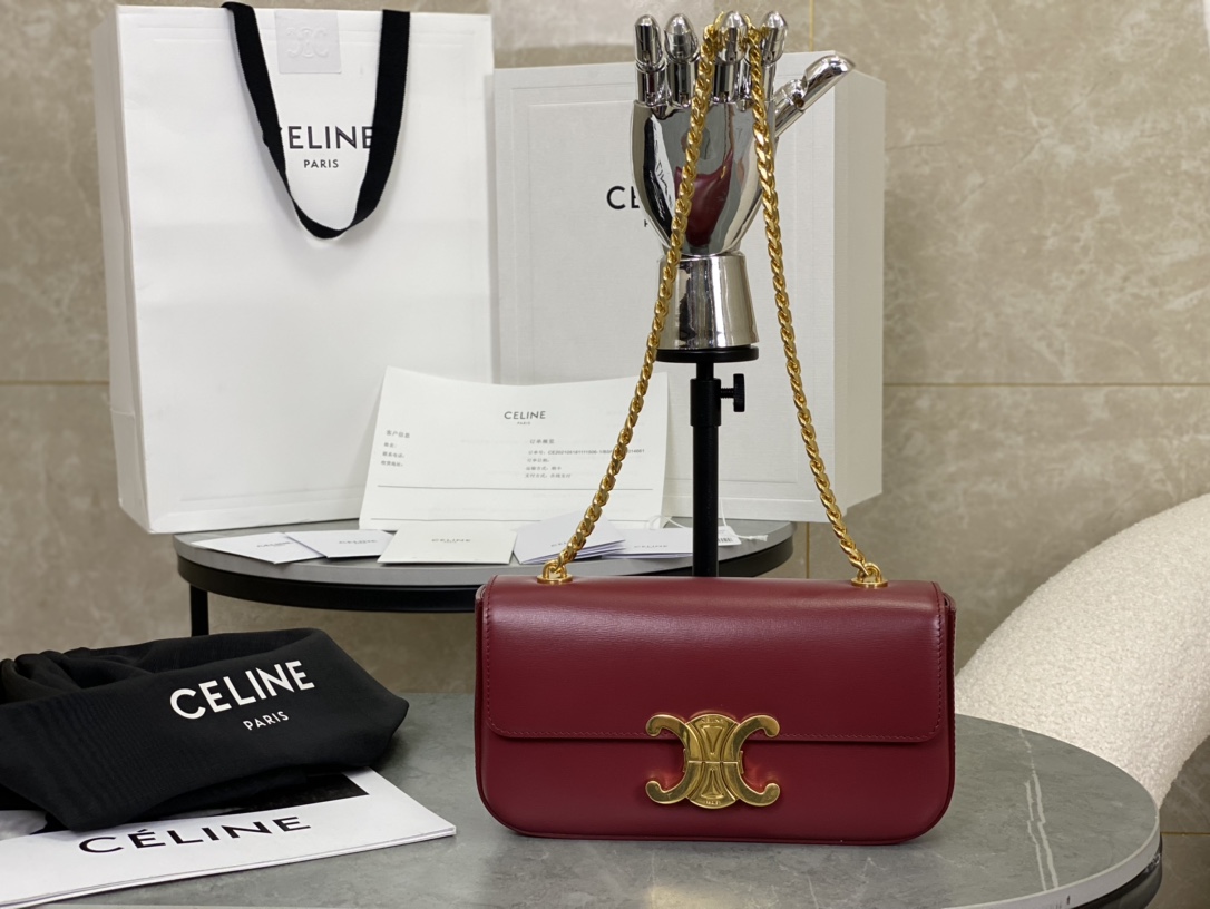 CELINE Triomphe Chain Shoulder Bag  