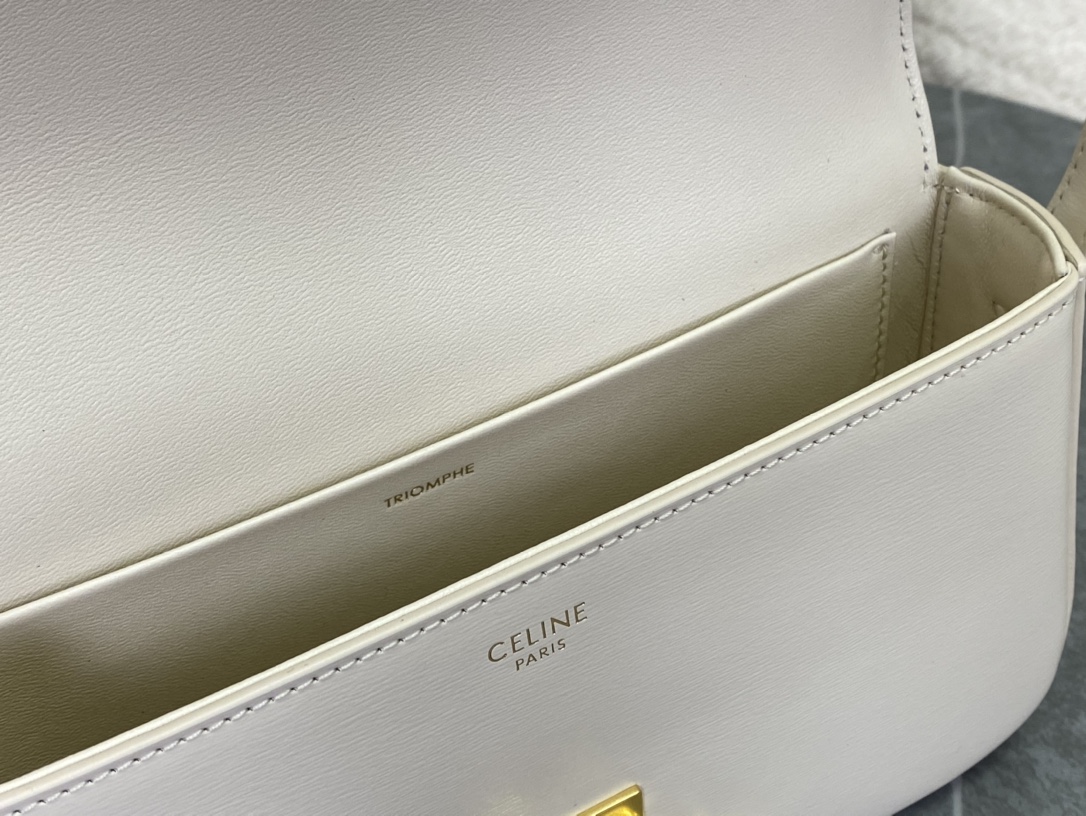 Celine | Triomphe Shoulder Bag  