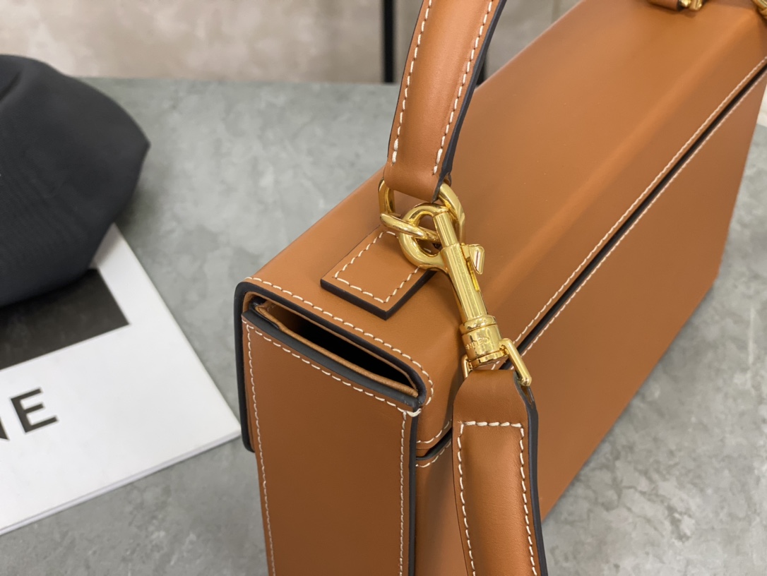 Celine | Triomphe Box Bag  