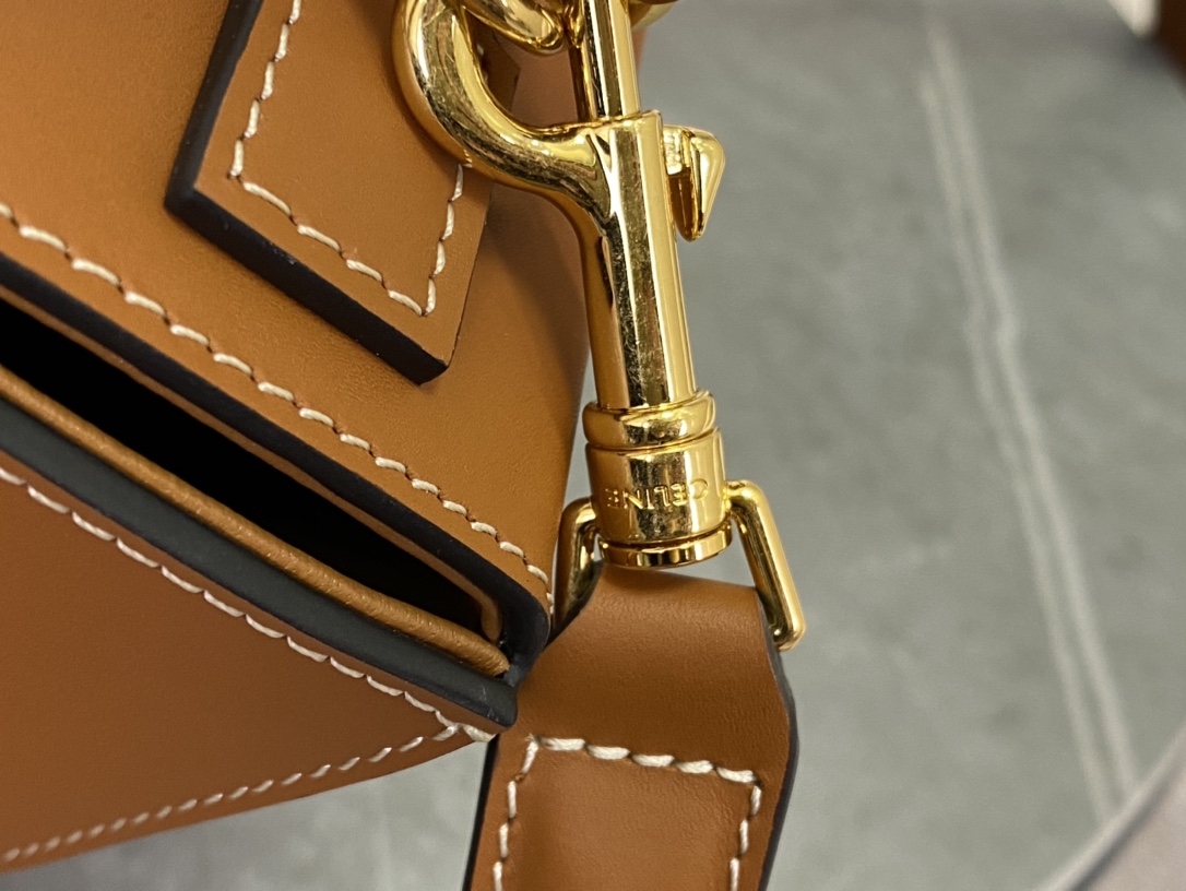 Celine | Triomphe Box Bag  