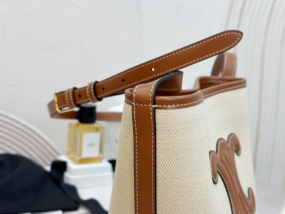 Cuir Triomphe Canvas Small Bucket, Imported Leather Material