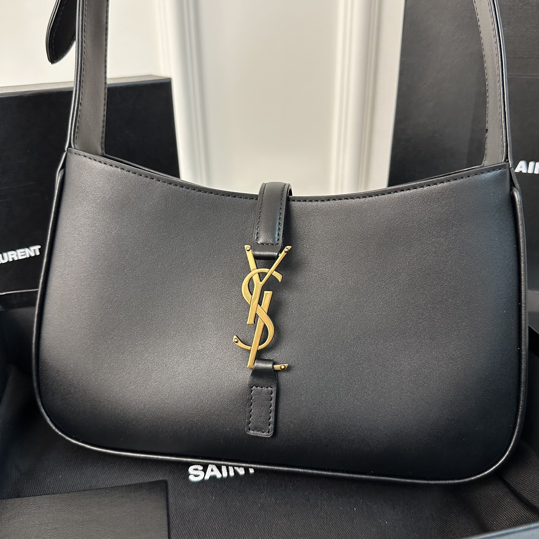 YSL LE 5 À 7 Underarm Bag  