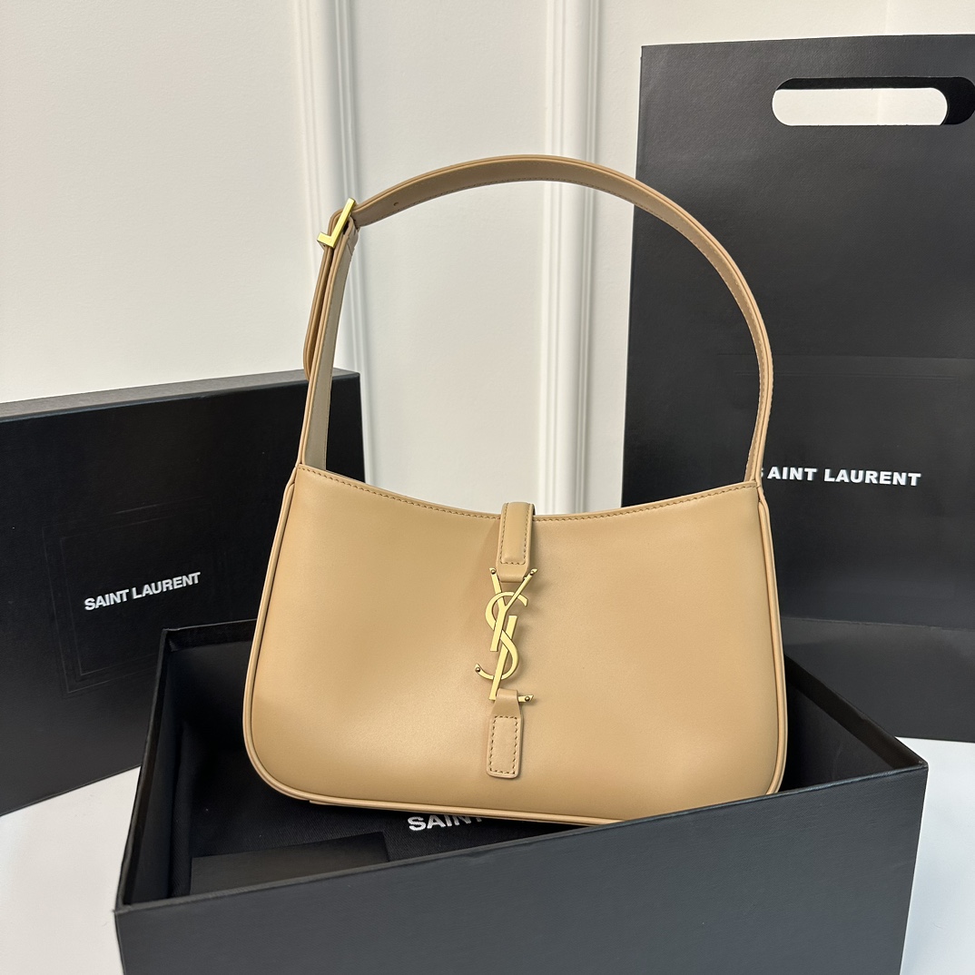 YSL LE 5 À 7 Underarm Bag  