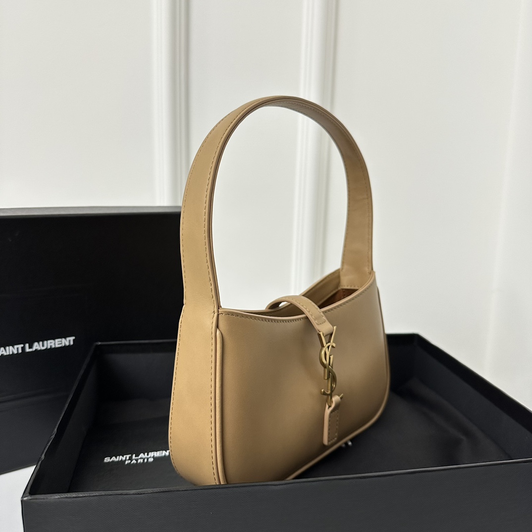 YSL LE 5 À 7 Mini Underarm Bag  