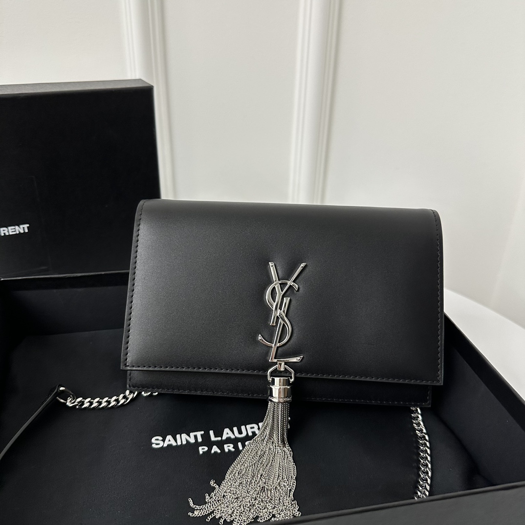 YSL Kate 19cm Smooth Leather Classic Fringed Chain Bag  