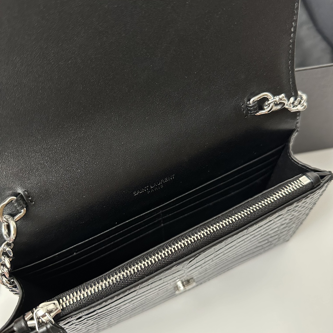 YSL Kate 19cm Smooth Leather Classic Fringed Chain Bag  