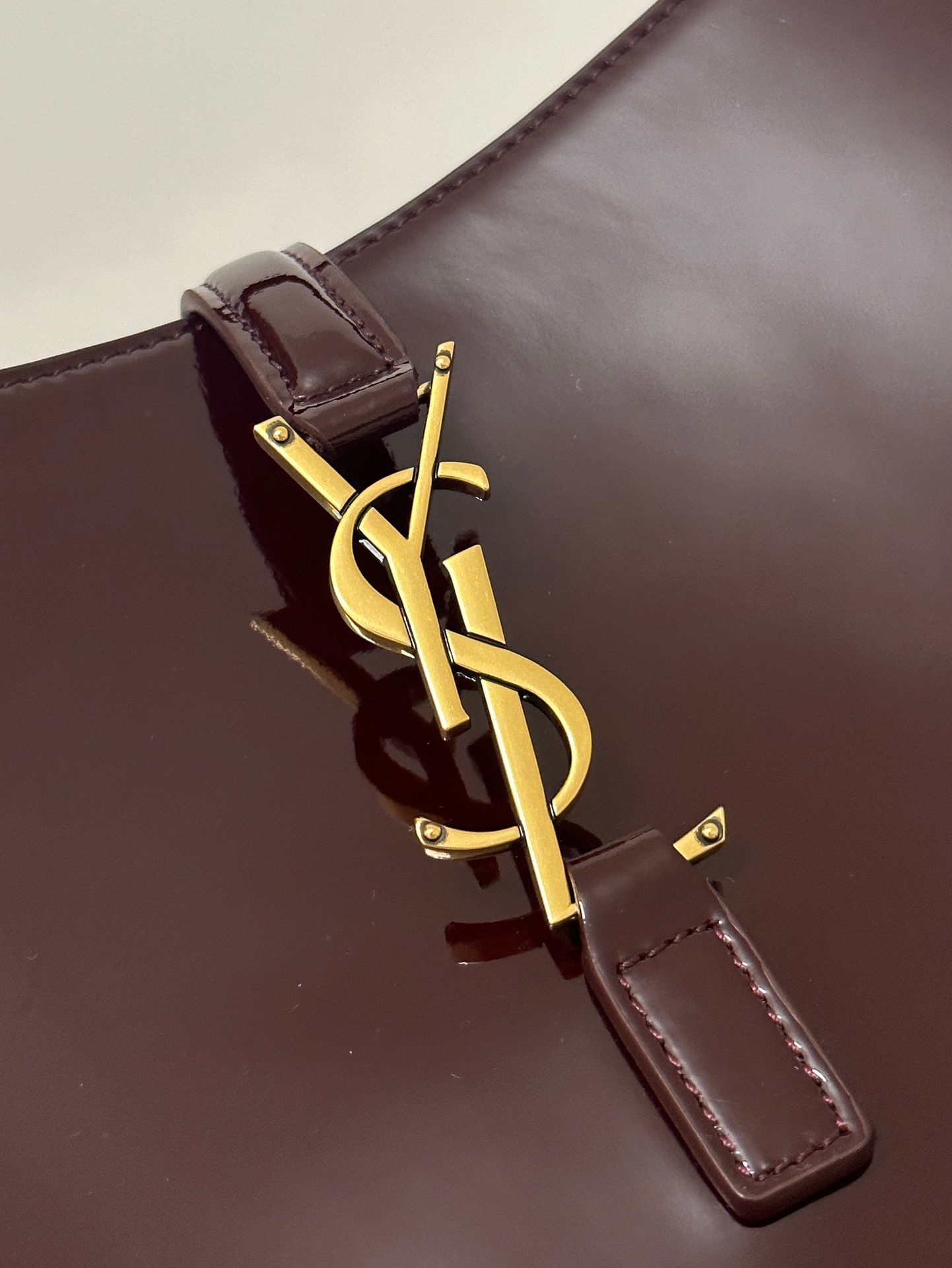 YSL LE 5 À 7 Underarm Bag