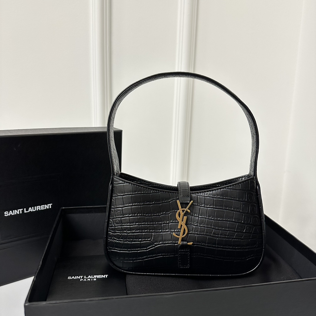 YSL LE 5 À 7 Underarm Bag, Mini Size Cute and Lovely  