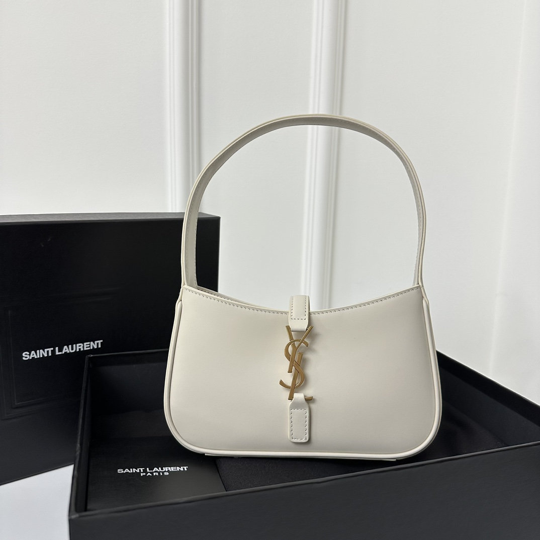 YSL LE 5 À 7 Underarm Bag, Mini Size Cute and Lovely  