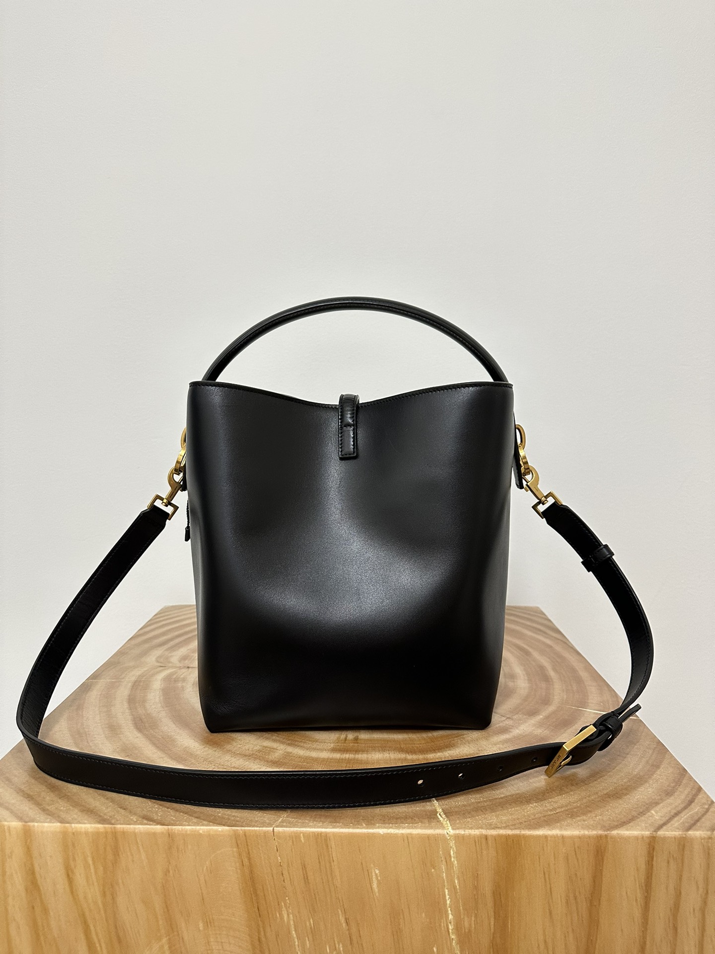 Hobo Large Bucket Bag YSL  