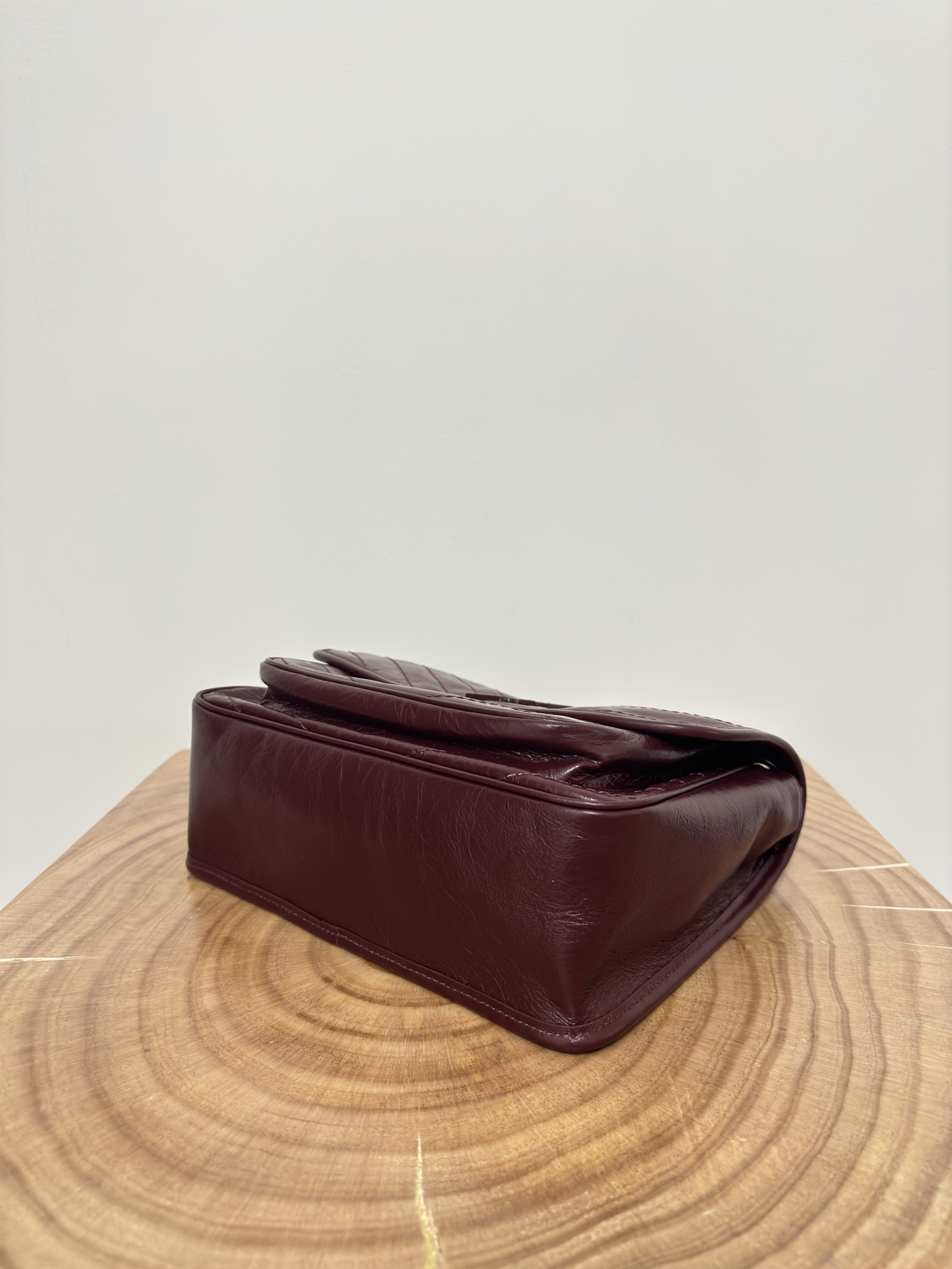 Niki 28cm Commuter Bag, wrinkled oil-waxed cowhide,  semi-matte crease effect