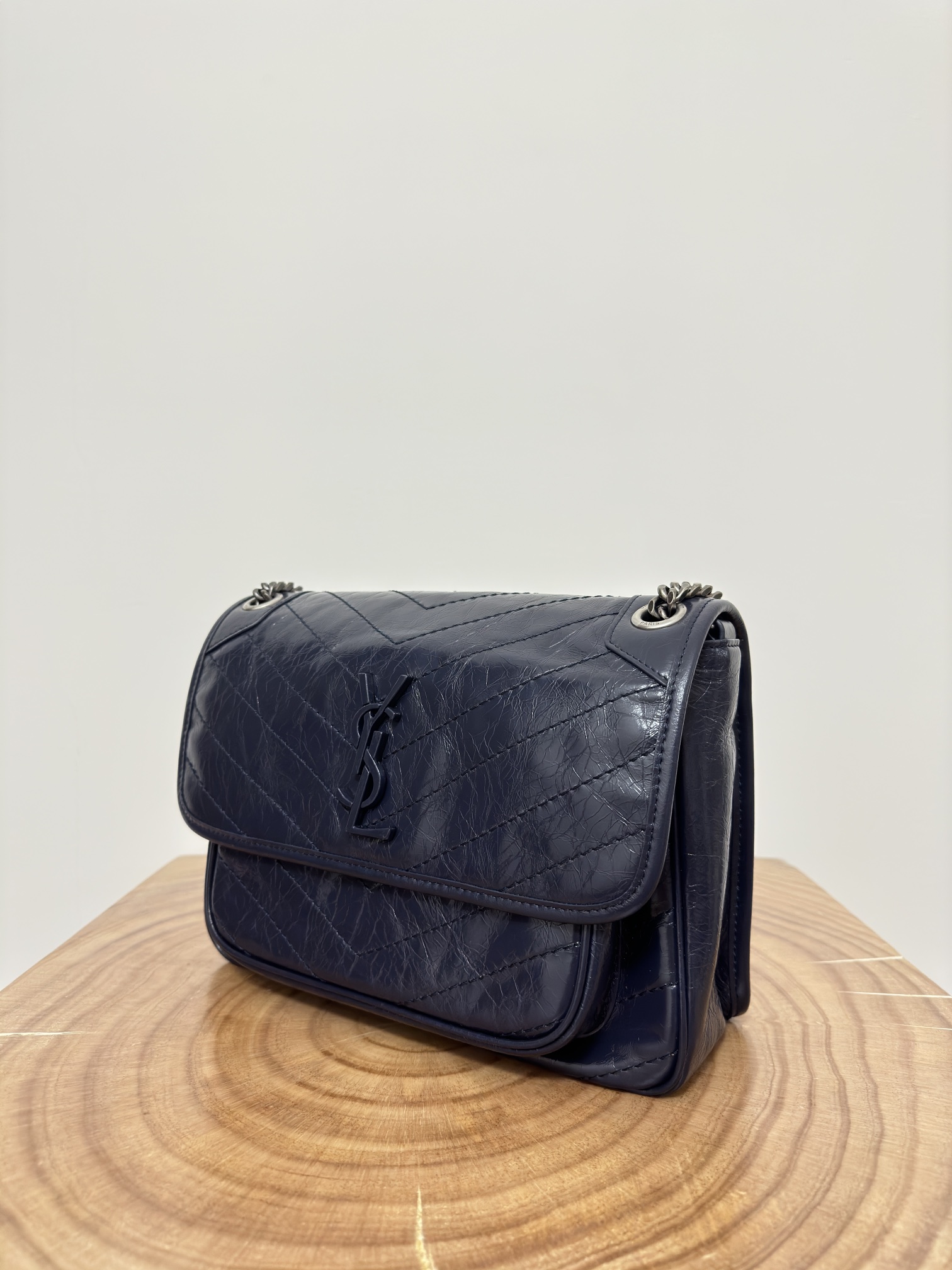 Niki 28cm Commuter Bag, wrinkled oil-waxed cowhide,  semi-matte crease effect