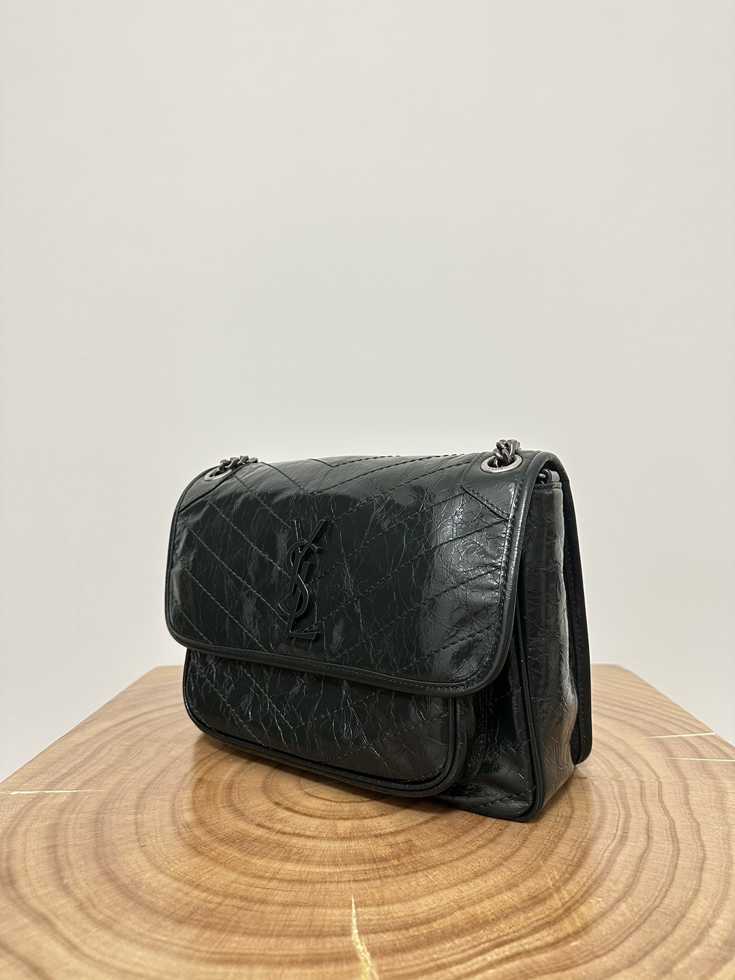 Niki 28cm Commuter Bag, wrinkled oil-waxed cowhide,  semi-matte crease effect