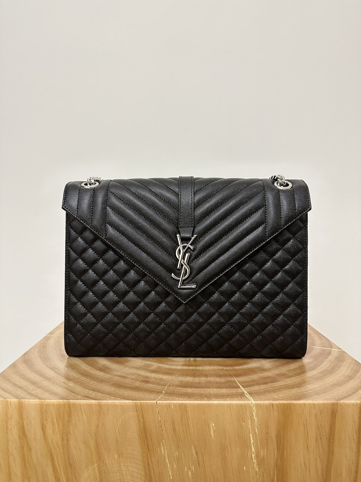 Large YSL Envelope, V Pattern with Caviar Embossed Grid Texture, Cowhide