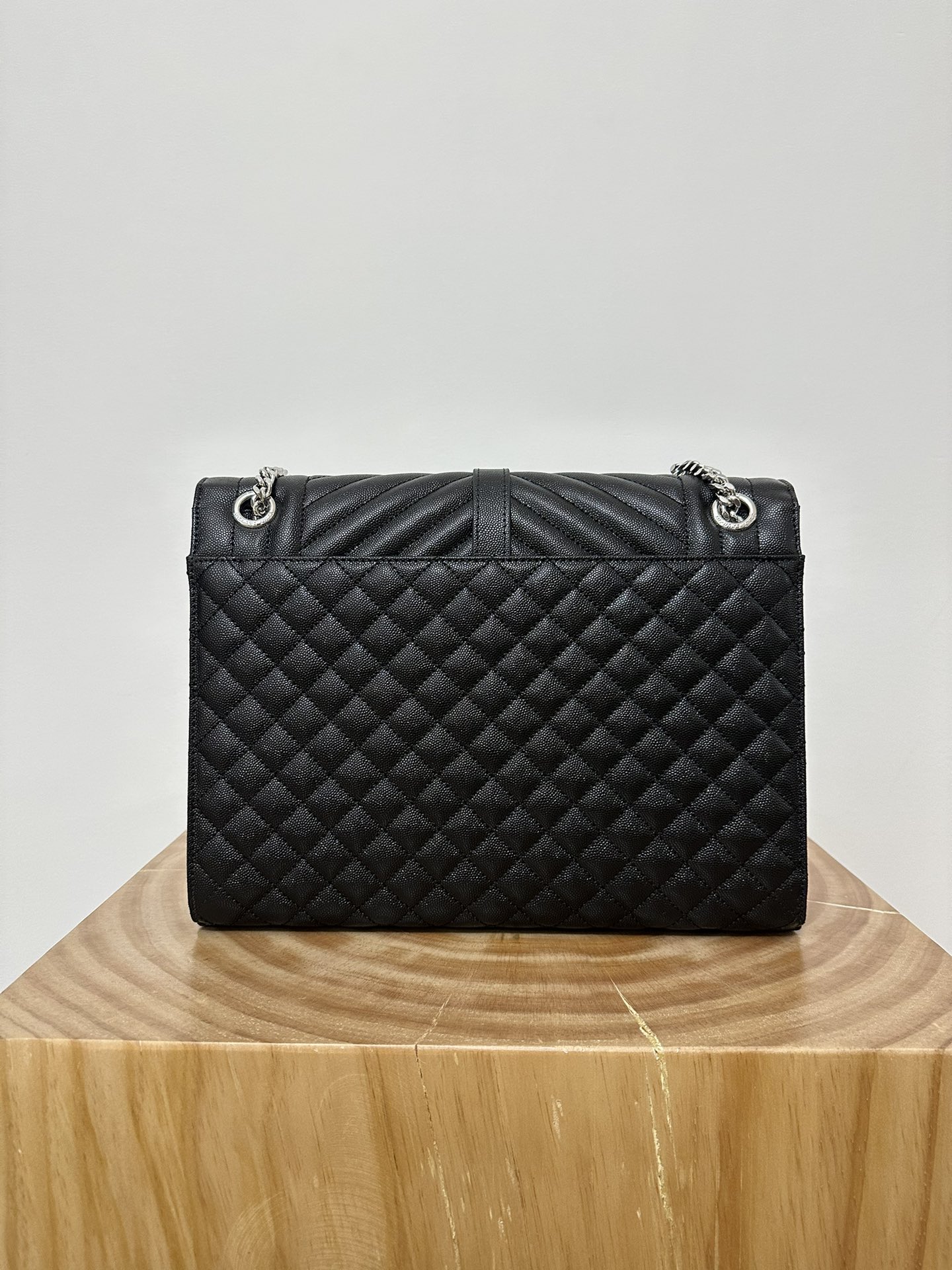 Large YSL Envelope, V Pattern with Caviar Embossed Grid Texture, Cowhide