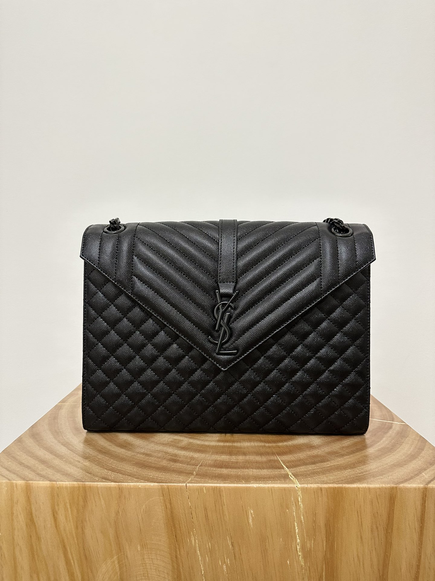 Large YSL Envelope, V Pattern with Caviar Embossed Grid Texture, Cowhide