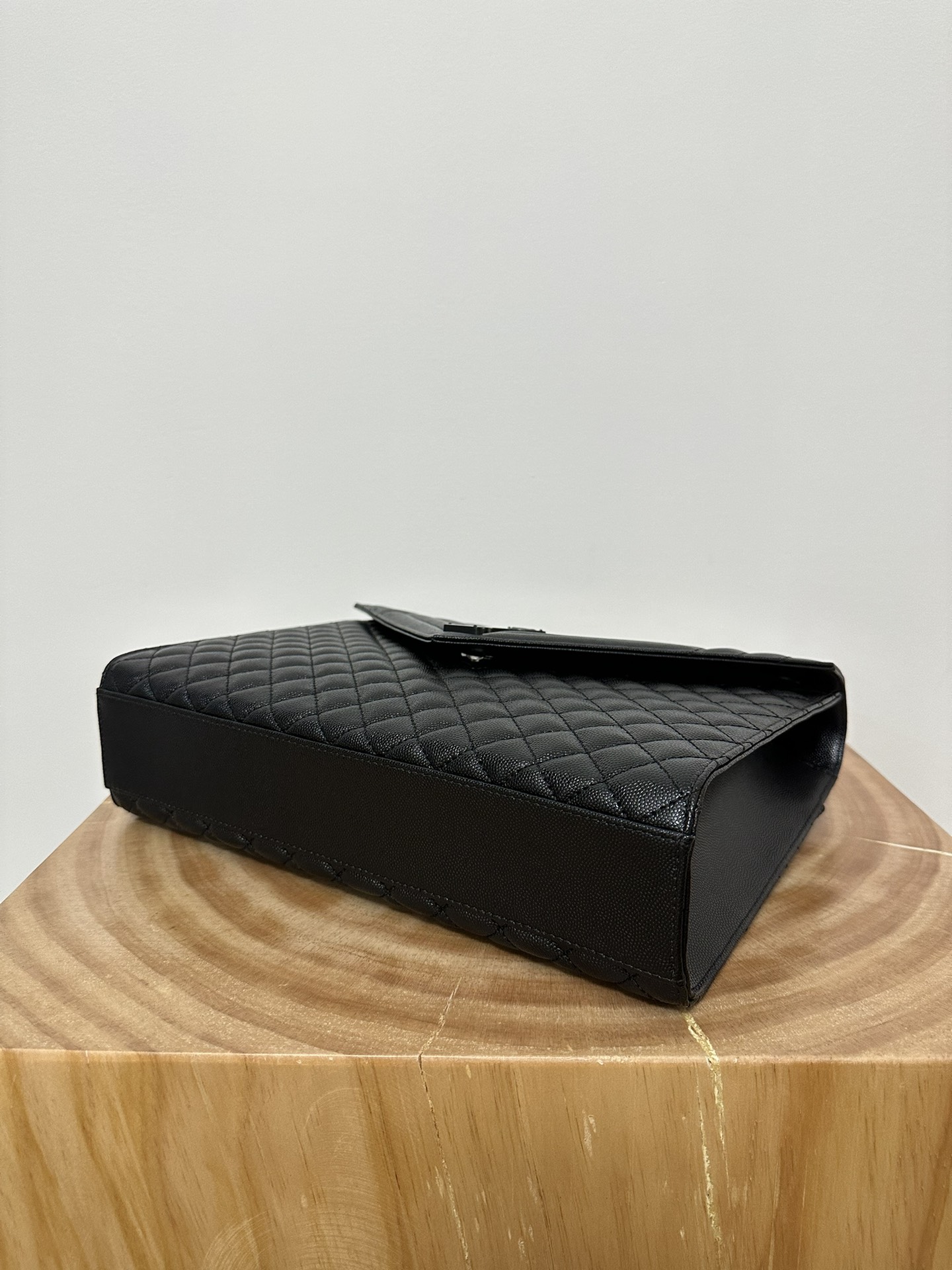 Large YSL Envelope, V Pattern with Caviar Embossed Grid Texture, Cowhide