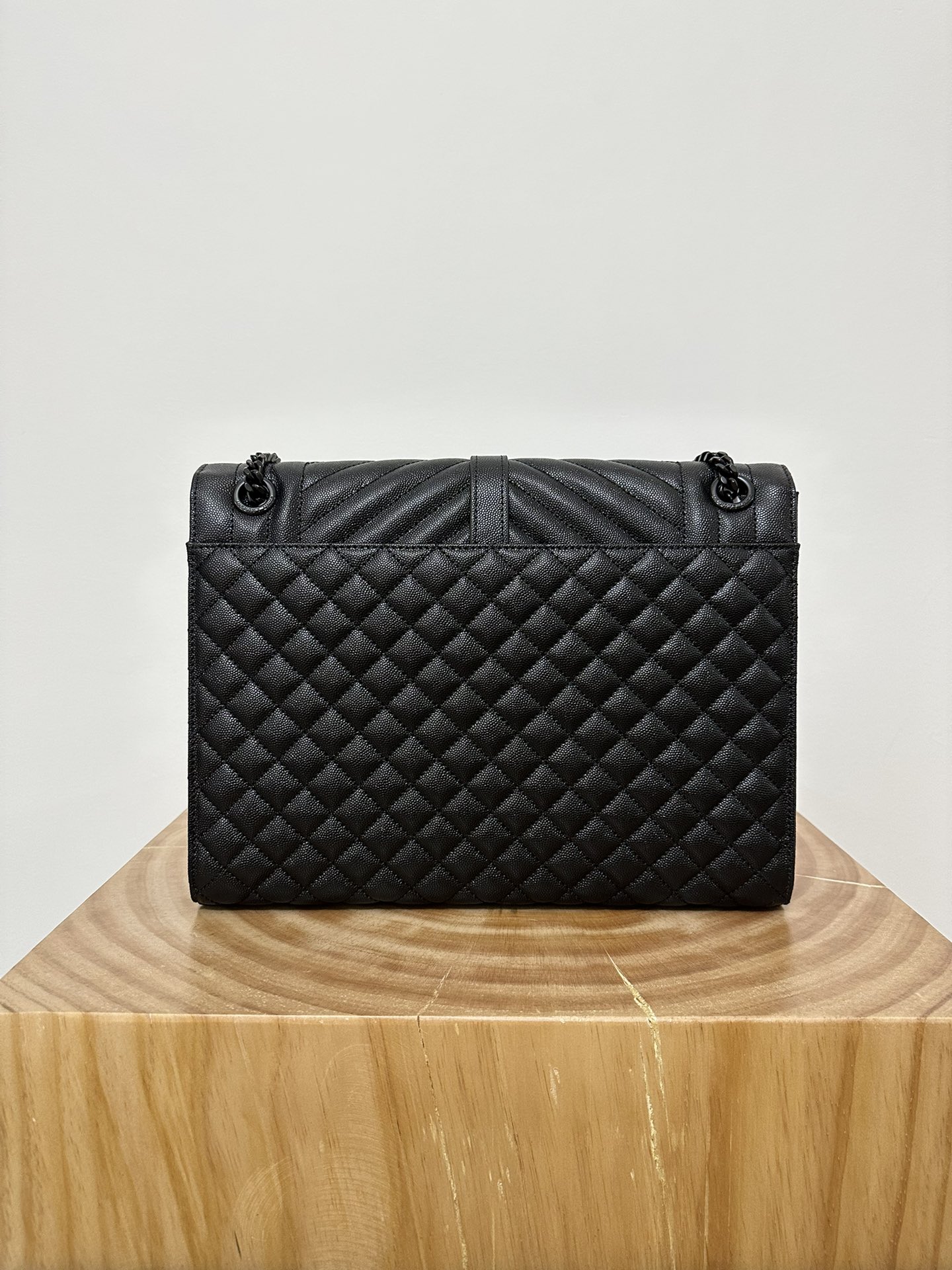 Large YSL Envelope, V Pattern with Caviar Embossed Grid Texture, Cowhide