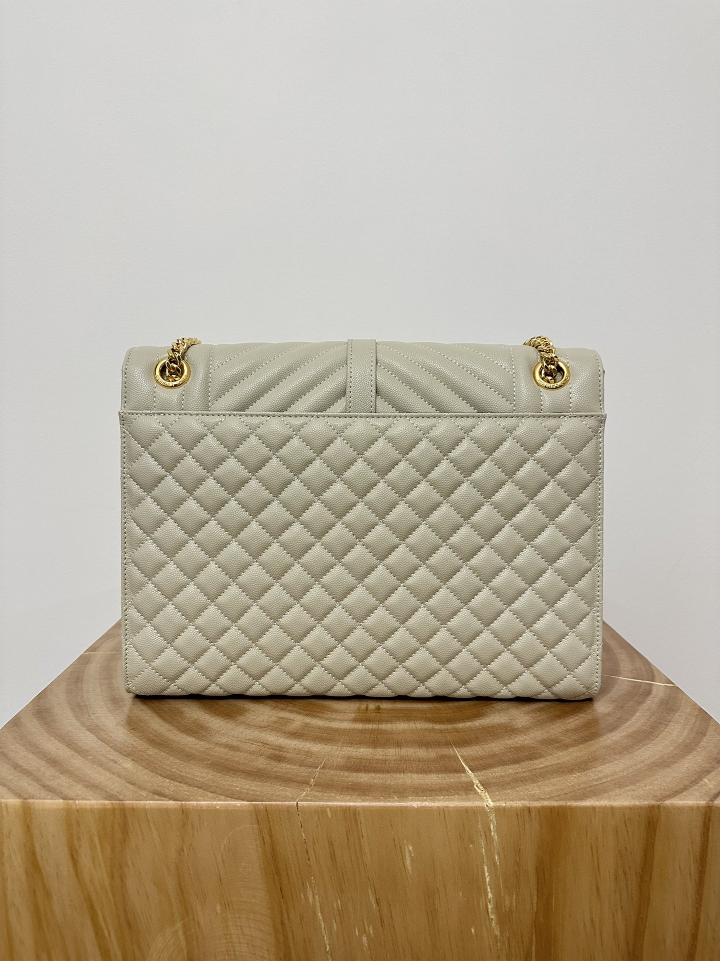 Large YSL Envelope, V Pattern with Caviar Embossed Grid Texture, Cowhide